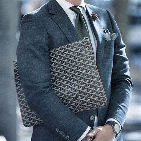 goyard mens clutch bag